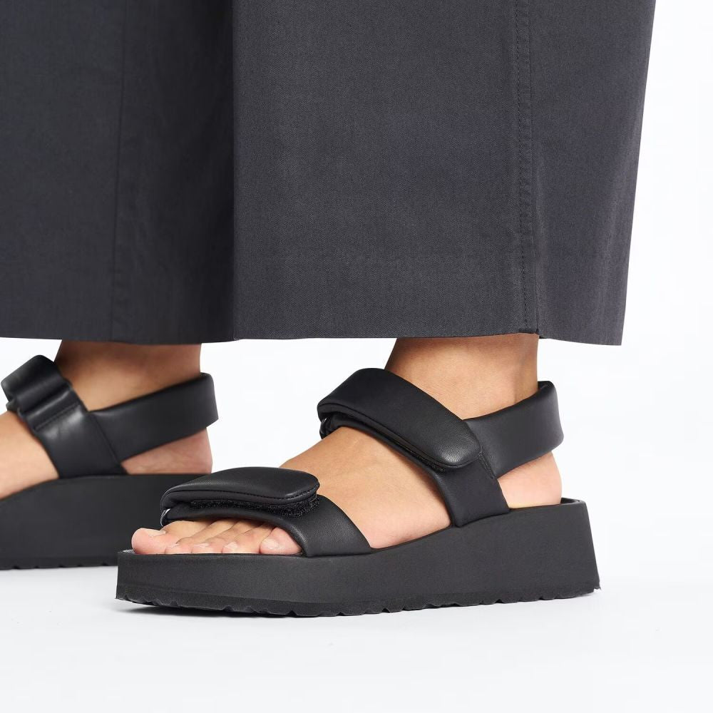 Birkenstock Women's Theda Leather in Black