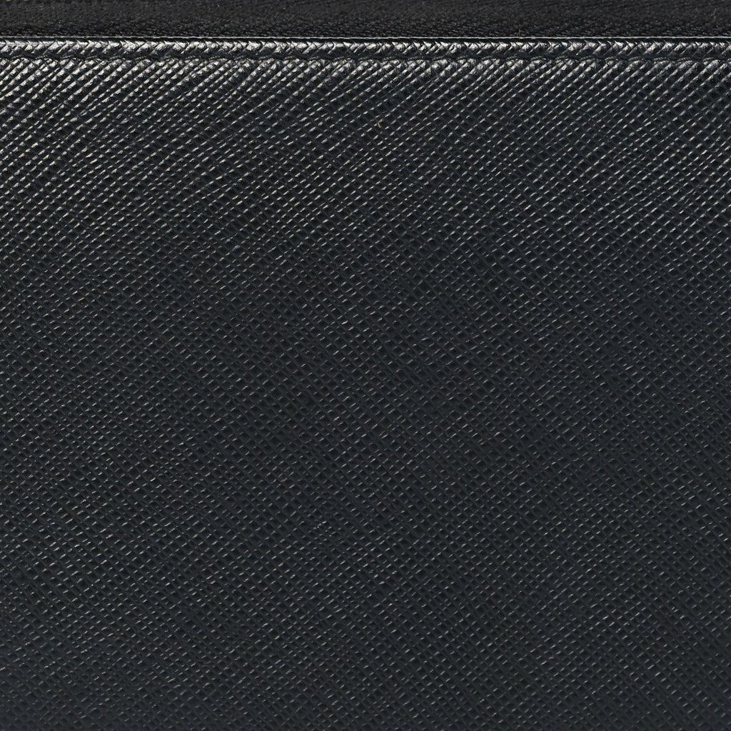 Saffiano Triangle Zip Wallet Black