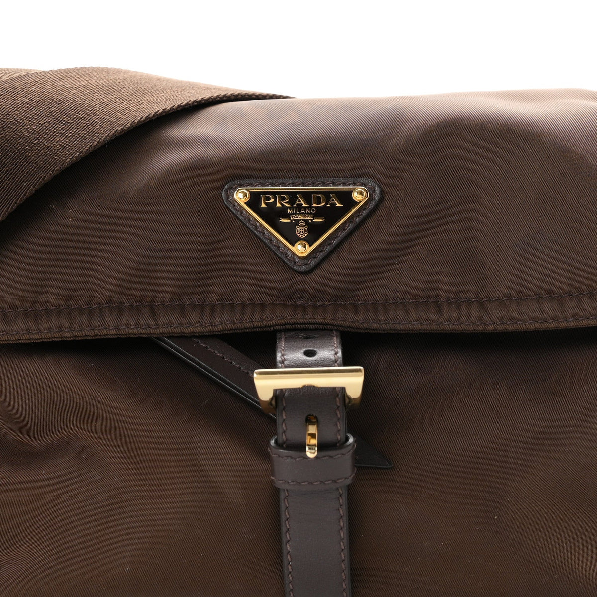 Re-Nylon Medium Explore Shoulder Bag Bruciato