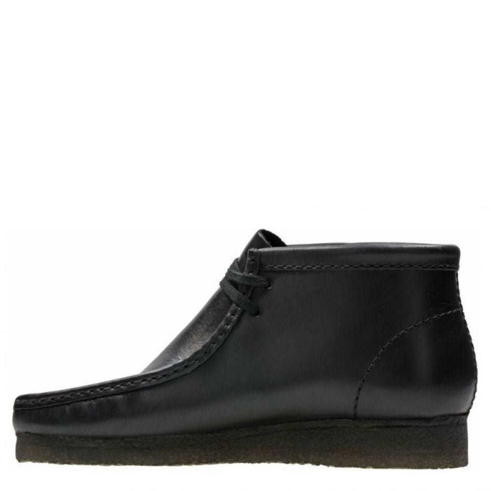 Clarks Men's Wallabee Boot in Black Leather