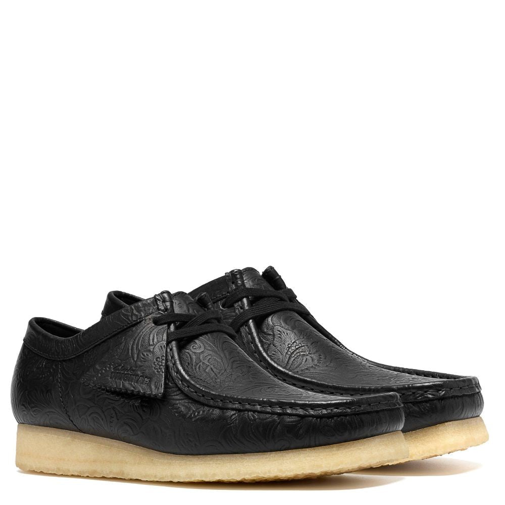 Clarks Men's Wallabee in Black Leather Embossed