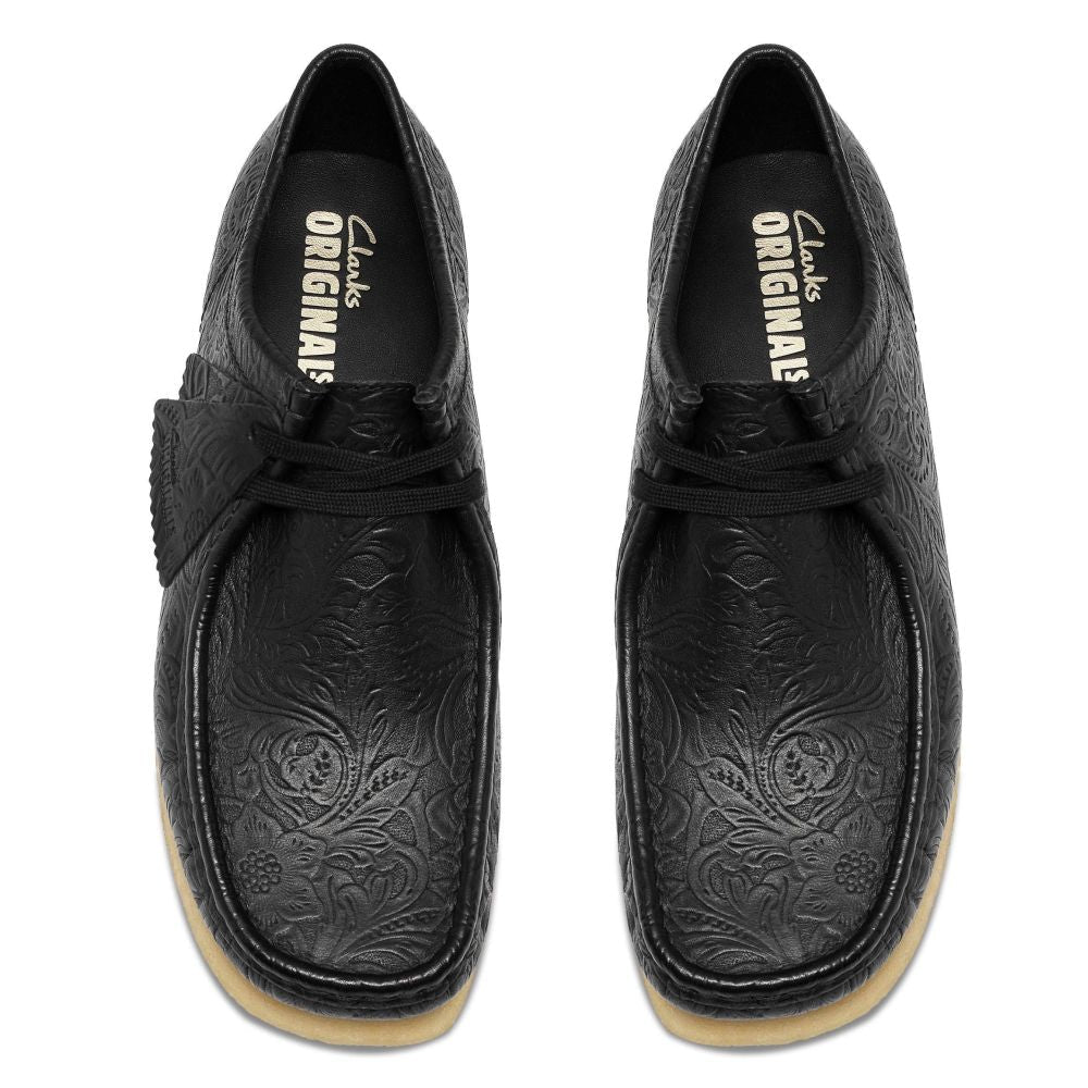 Clarks Men's Wallabee in Black Leather Embossed