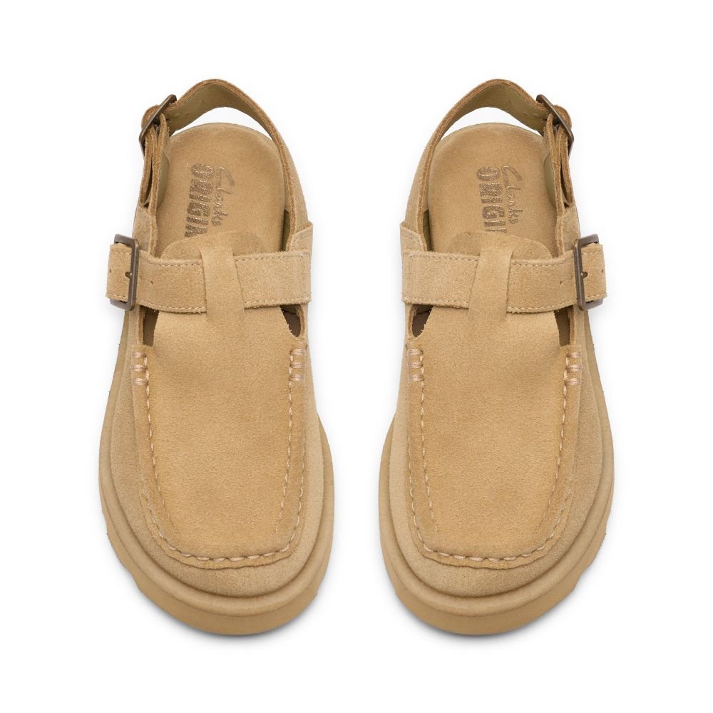 Clarks Women's Meare Easy in Maple Suede
