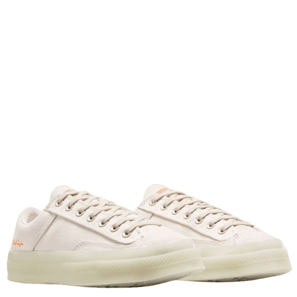 Converse Chuck 70 Marquis Low Top in Light Dune/Gold/Egret