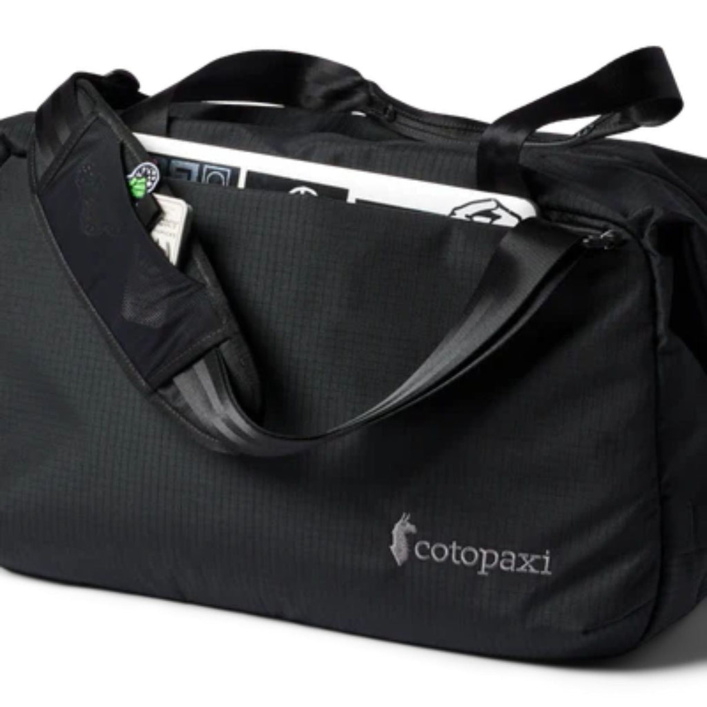 Cotopaxi Viaje 35L Travel Duffel in Black