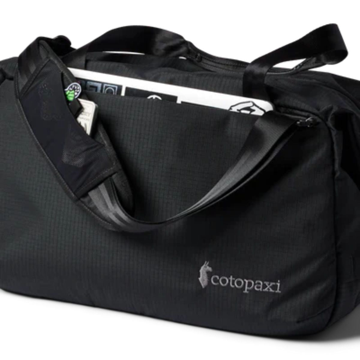 Cotopaxi Viaje 35L Travel Duffel in Black