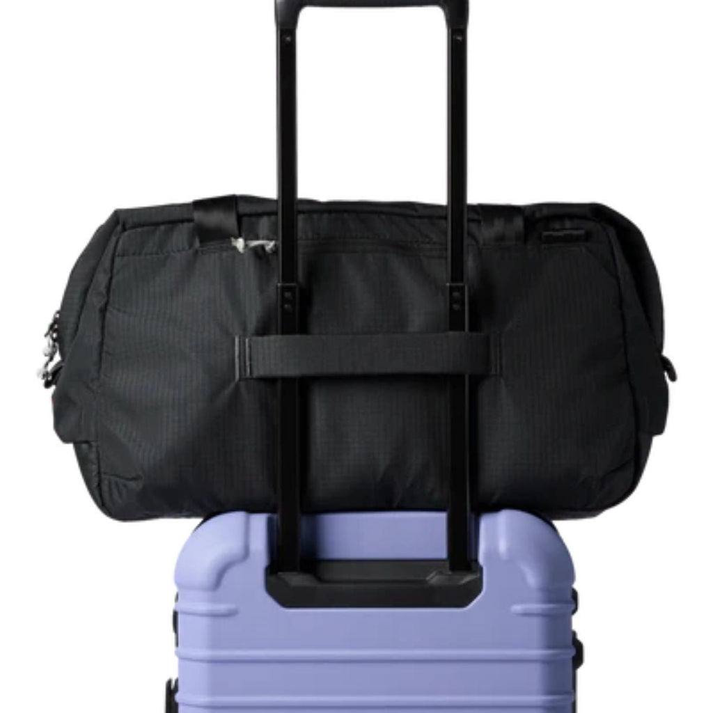Cotopaxi Viaje 35L Travel Duffel in Black