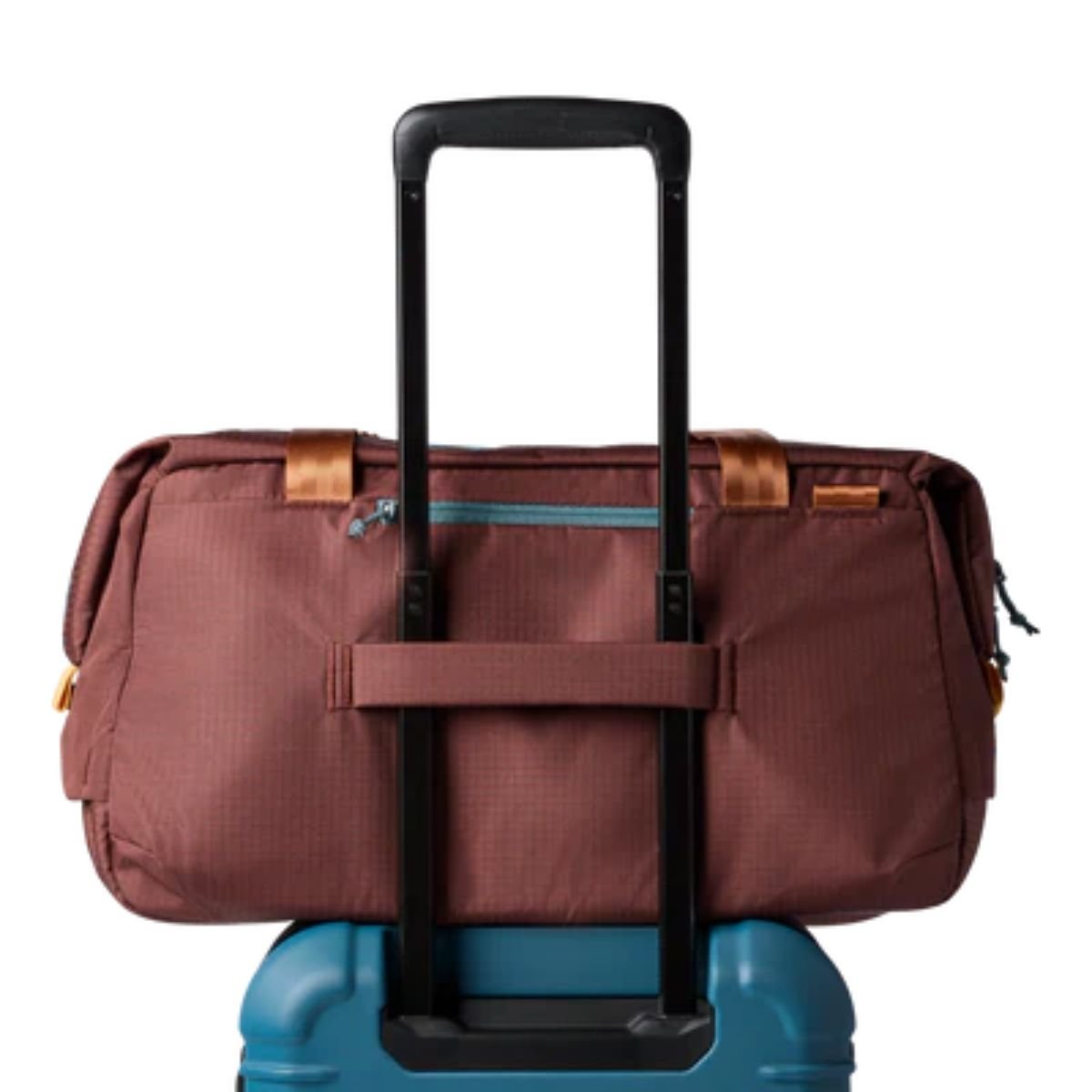 Cotopaxi Viaje 35L Travel Duffel in Sepia
