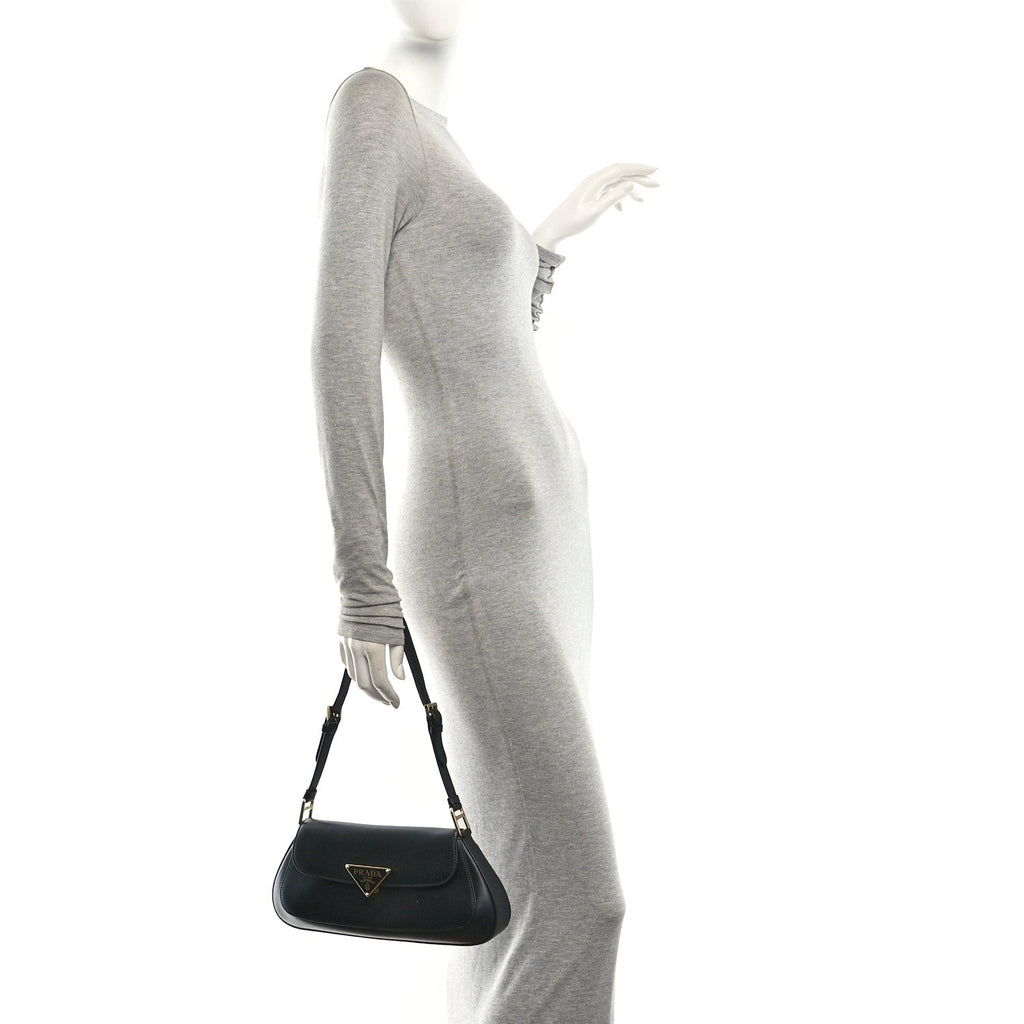 City Calf Triangle Flap Shoulder Bag Black