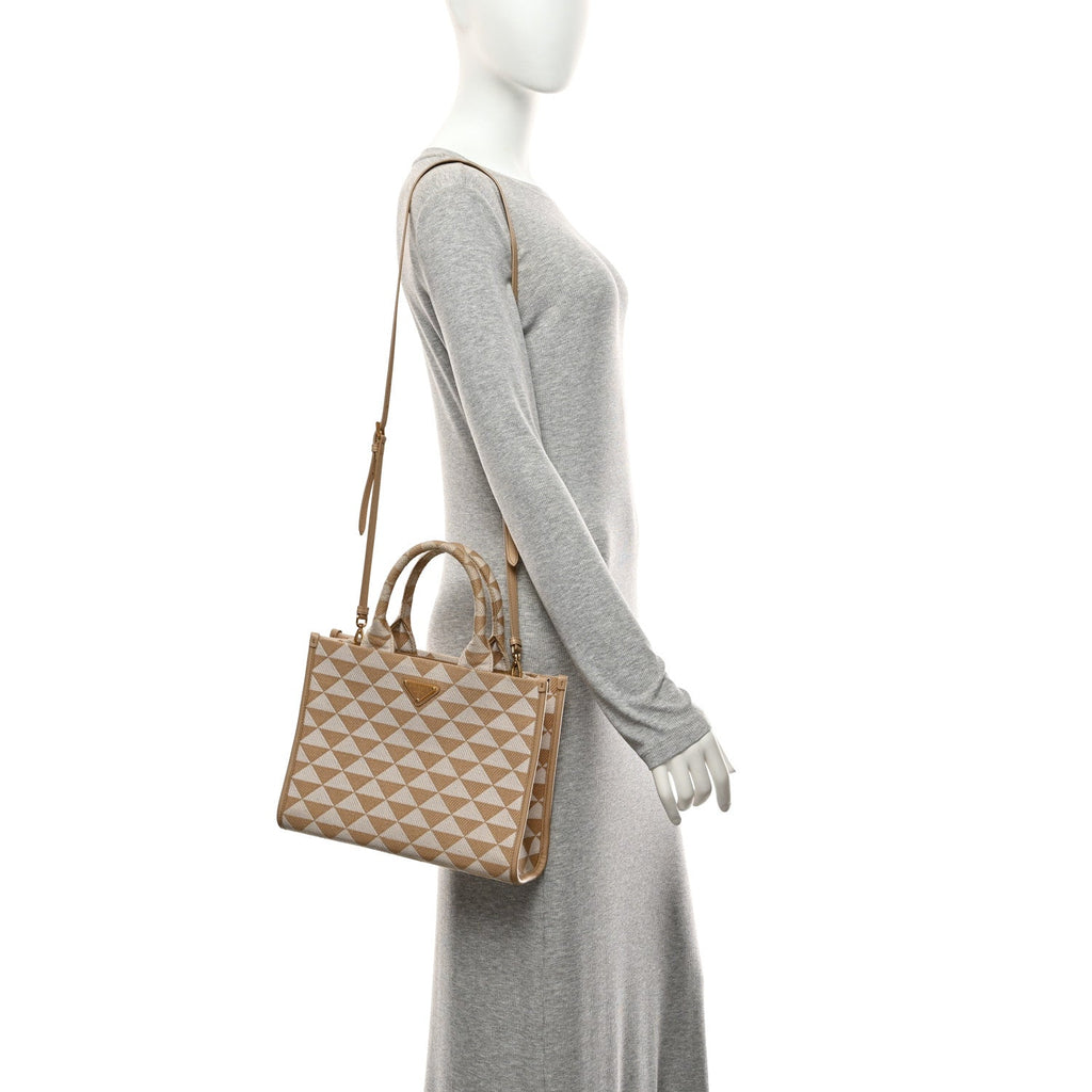 Jacquard Saffiano Triangolo Symbole Embroidered Small Tote Corda Talco