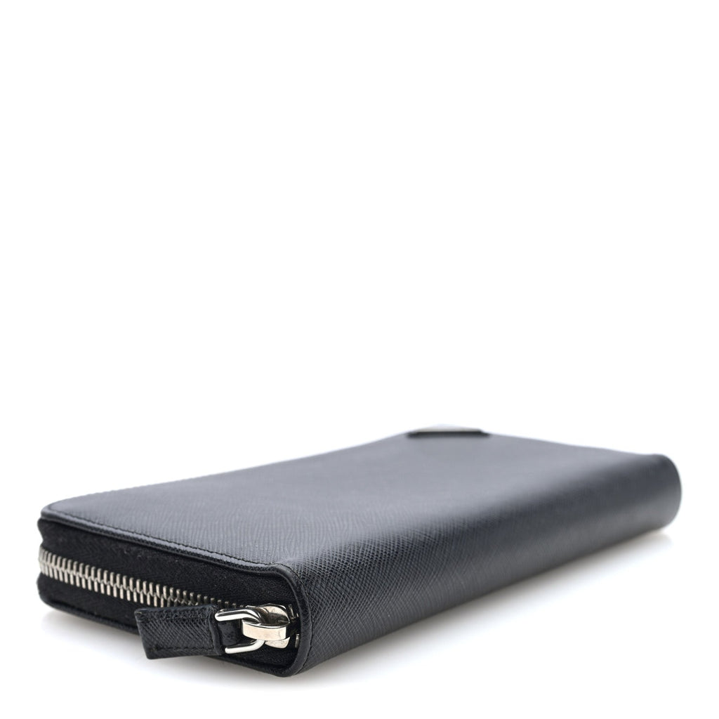 Saffiano Triangle Zip Wallet Black