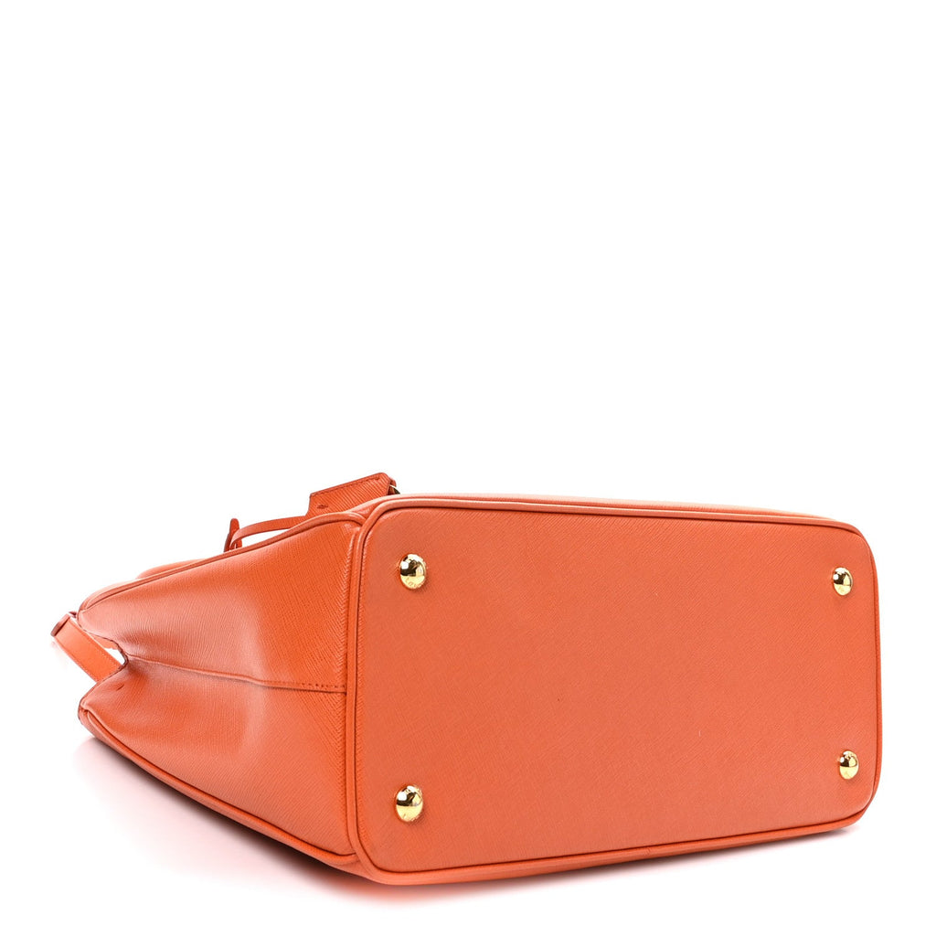 Saffiano Lux Medium Tote Papaya