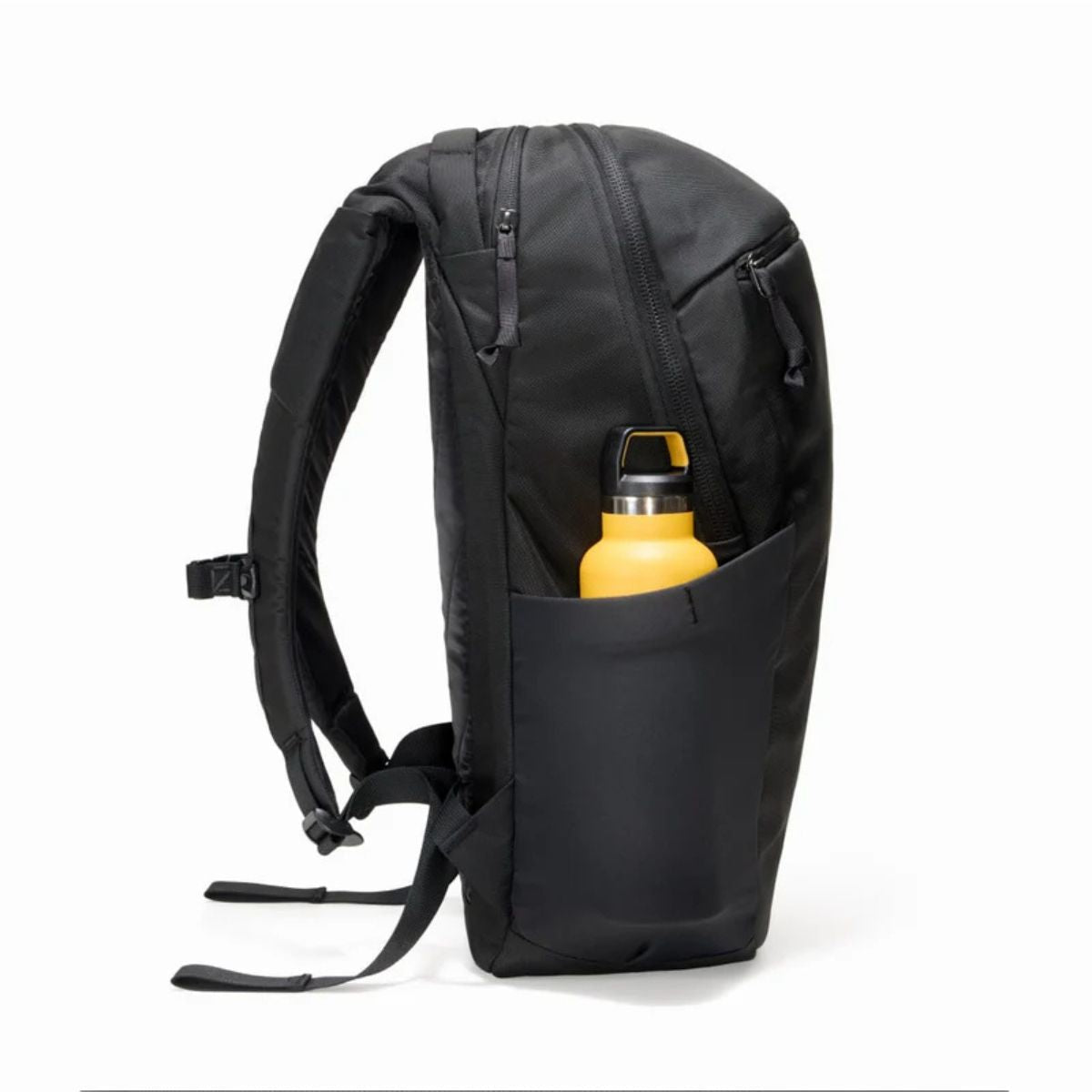 Evergoods Civic Half Zip 22L in Solution Dyed Black