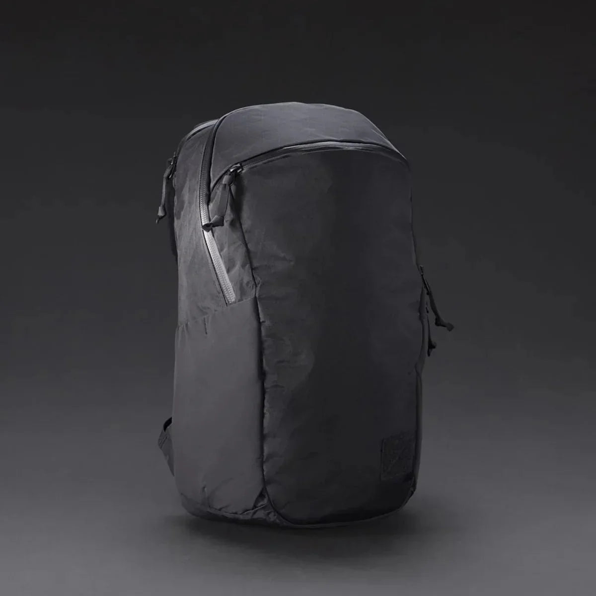 Evergoods Civic Half Zip 22L - X-Pac in Black and Coyote Brown
