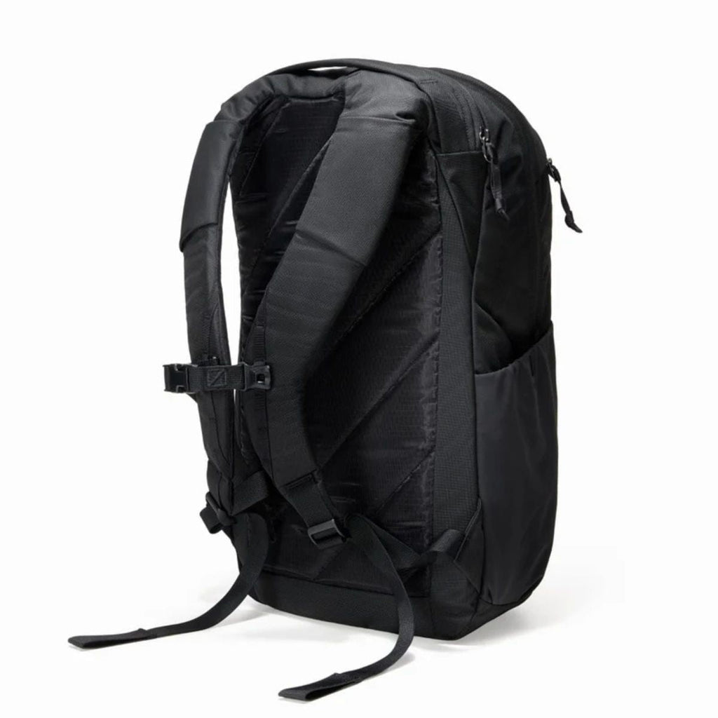 Evergoods Civic Half Zip 26L in Solution Dyed Black
