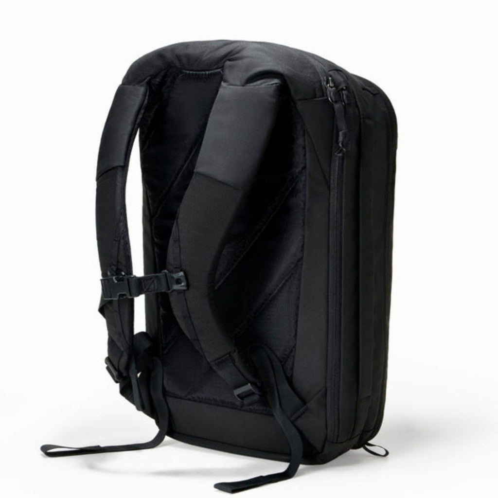 Evergoods Civic Panel Loader 24L in Solution Dyed Black