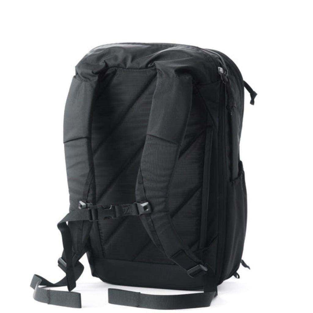 Evergoods Civic Travel Bag 20L in Solution Dyed Black