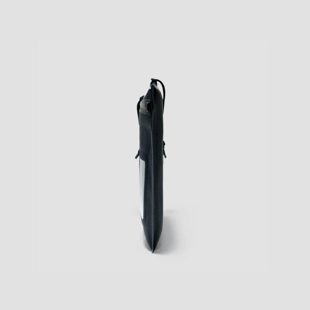 Evergoods Element Flat Pouch - Small in Solution Dyed Black