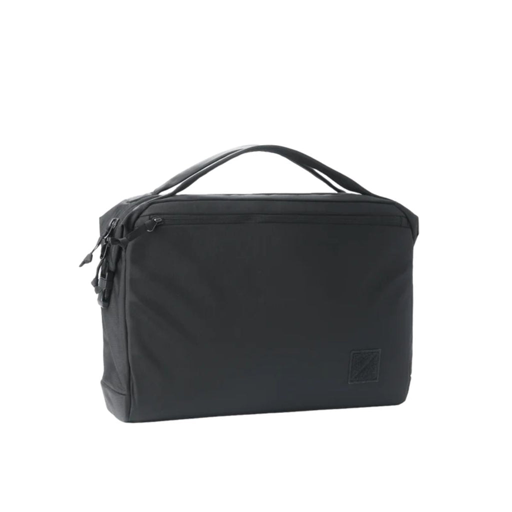 Evergoods Transit Briefcase 20L in Solution Dyed Black