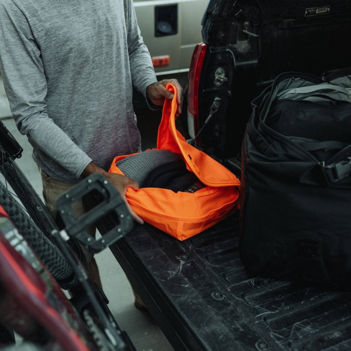 Evergoods Transit Packing Cube 10L in Hot Orange