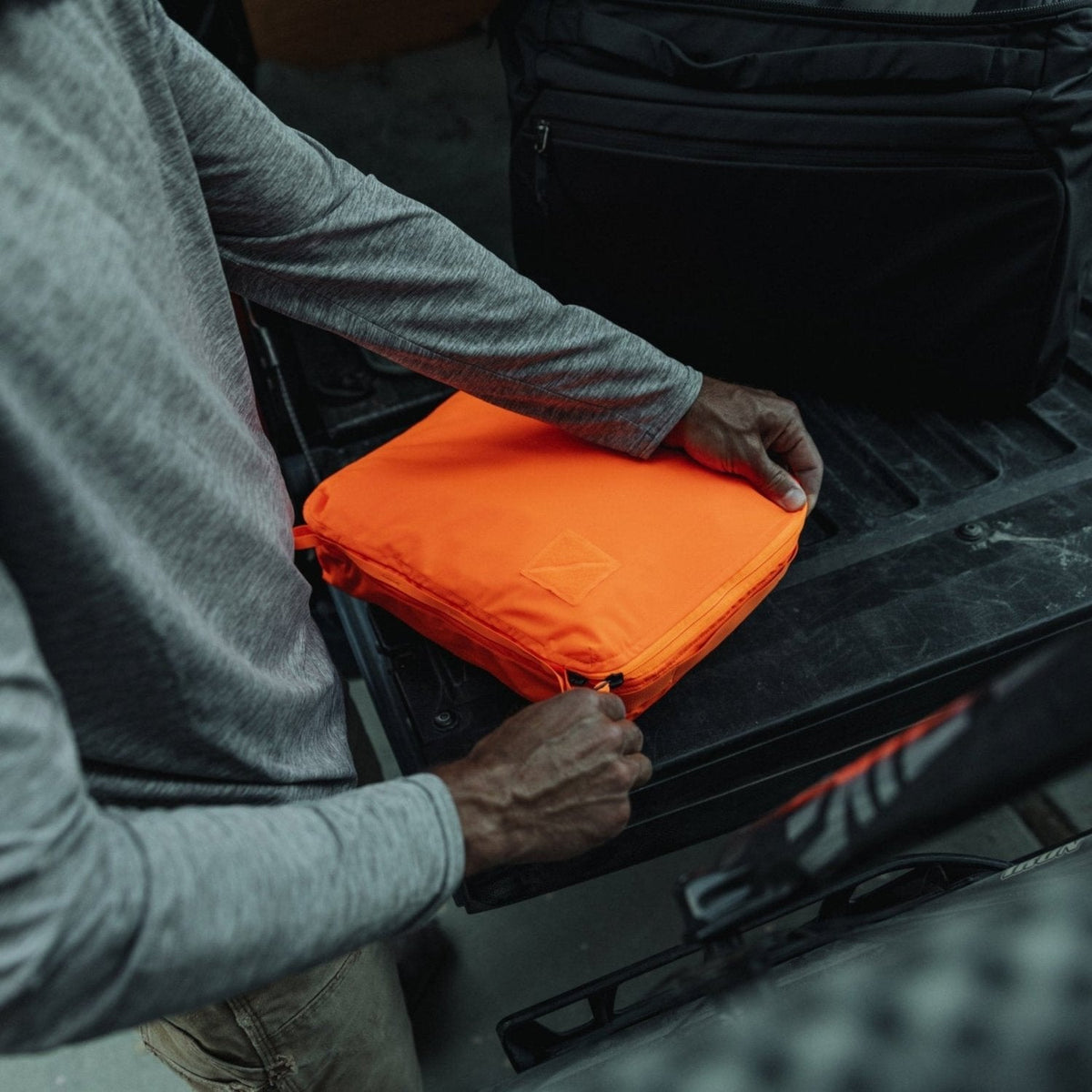 Evergoods Transit Packing Cube 10L in Hot Orange