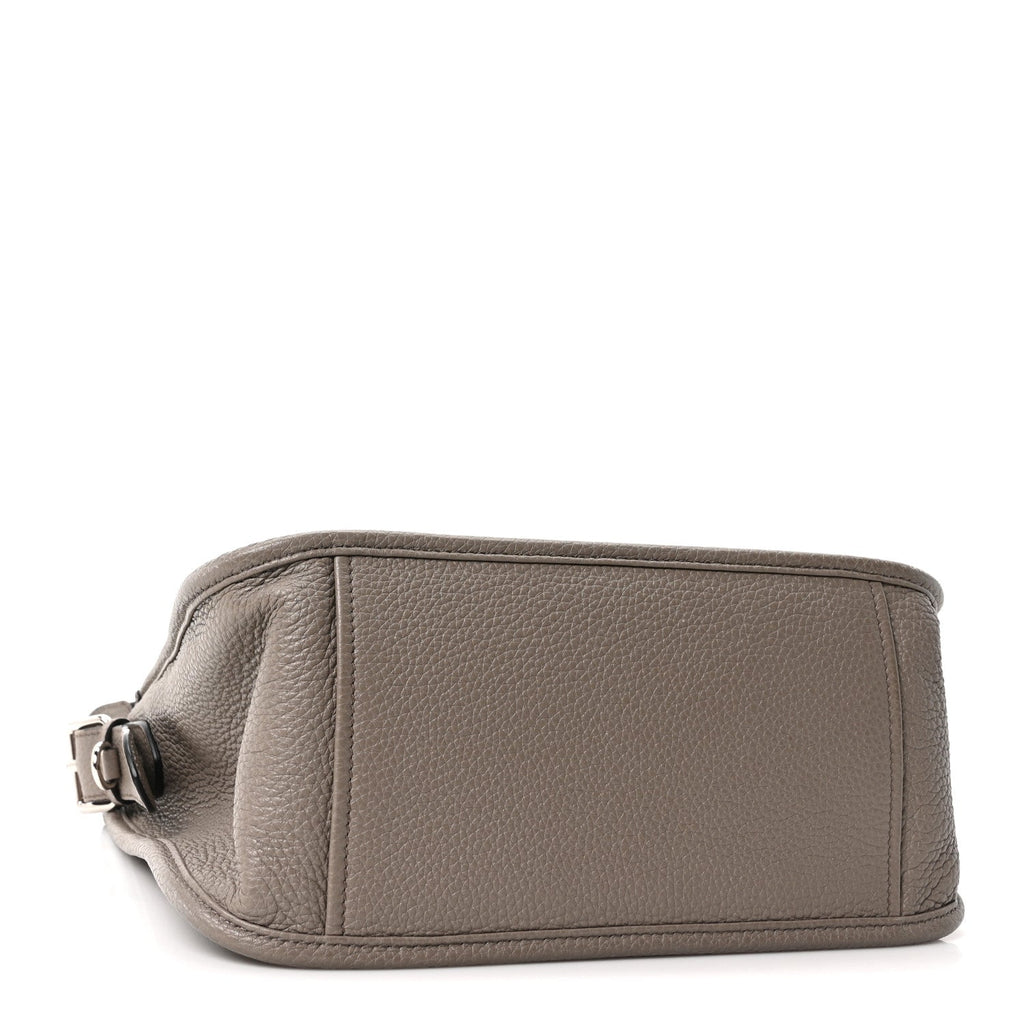 Vitello Daino Soft Hobo Messenger Bag Argilla