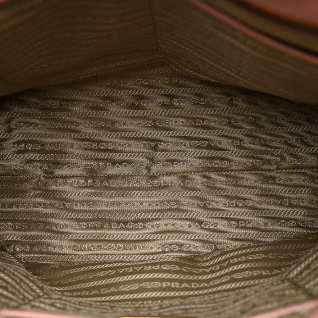 Saffiano Lux Medium Bi-Color Tote Orchidea Talco