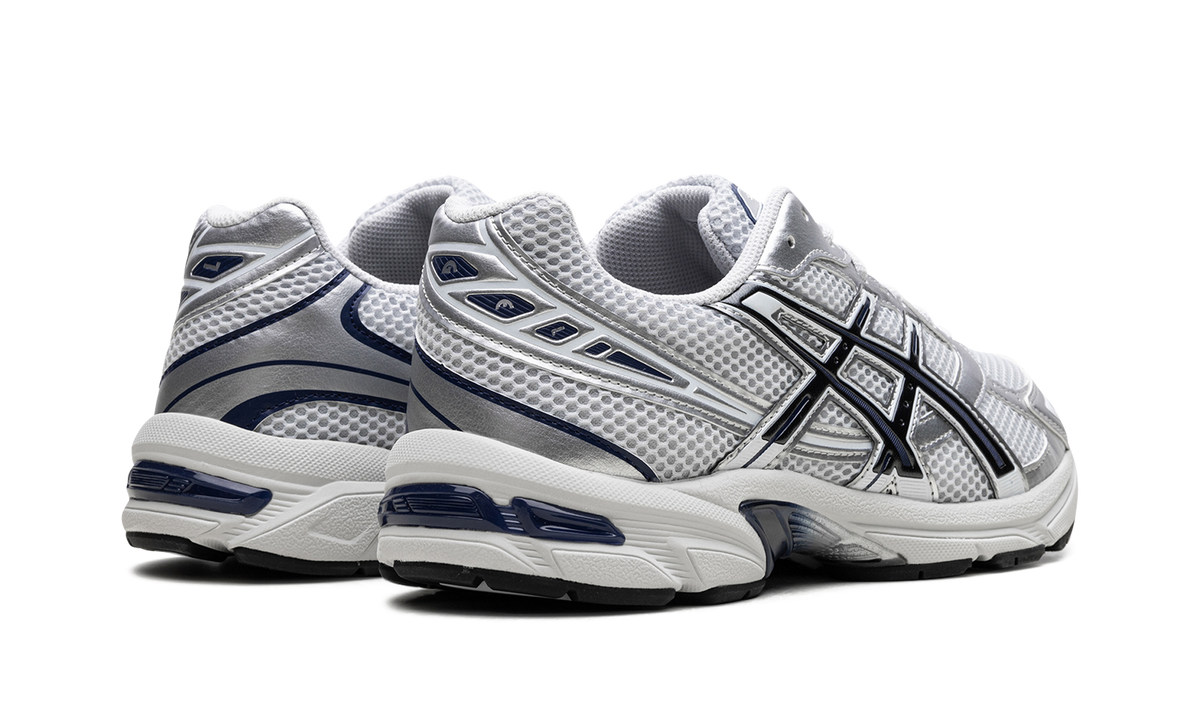 GEL-1130 "Glacier Grey/Black" 1203A686 020