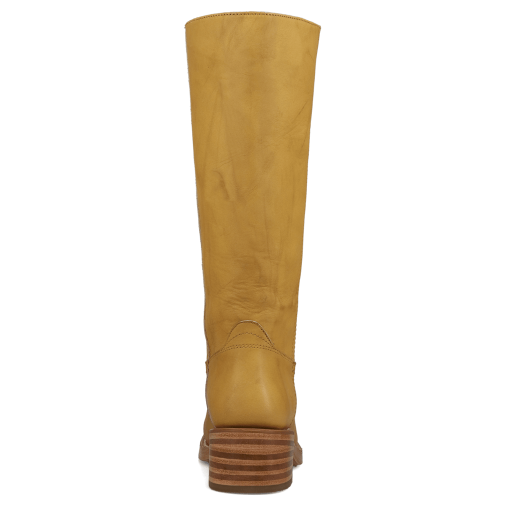 Frye Women's Campus 14L in Banana