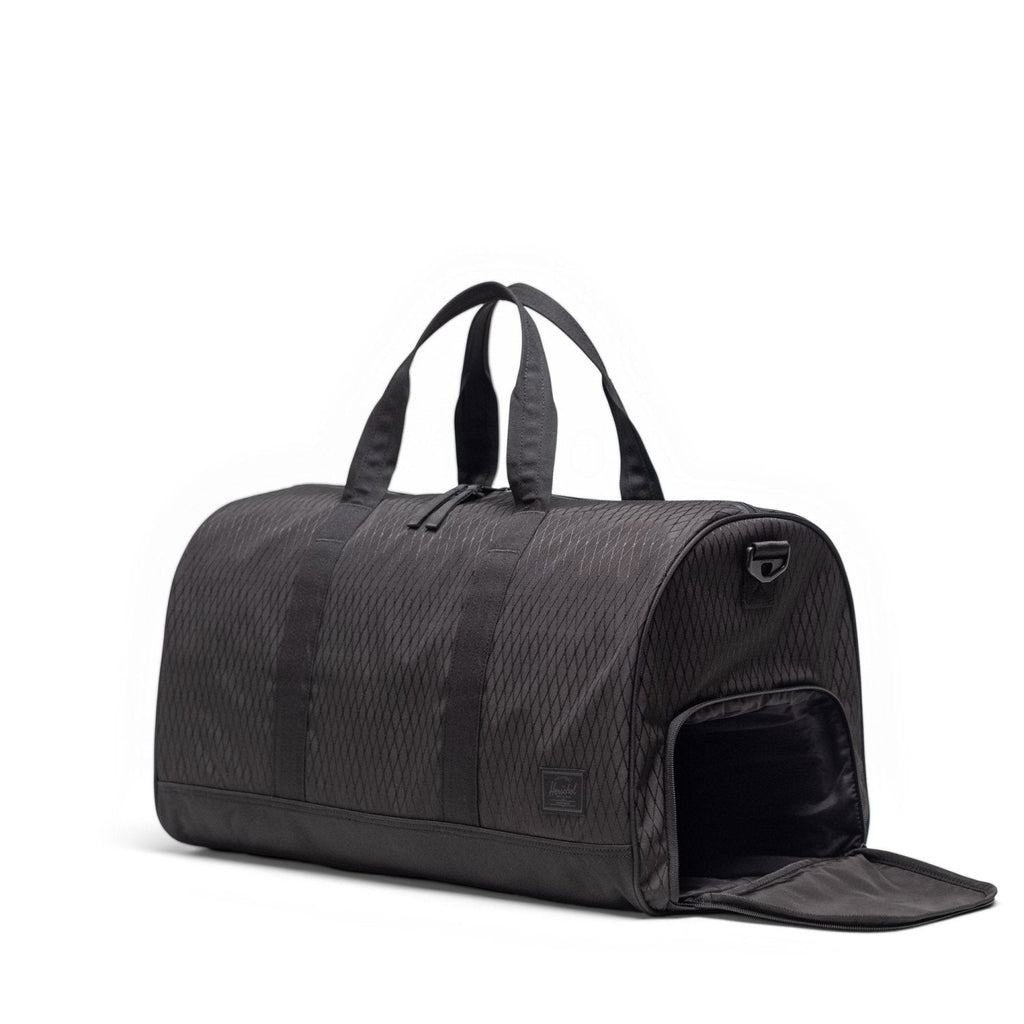 Herschel Novel Duffle in Black Diamond/Black