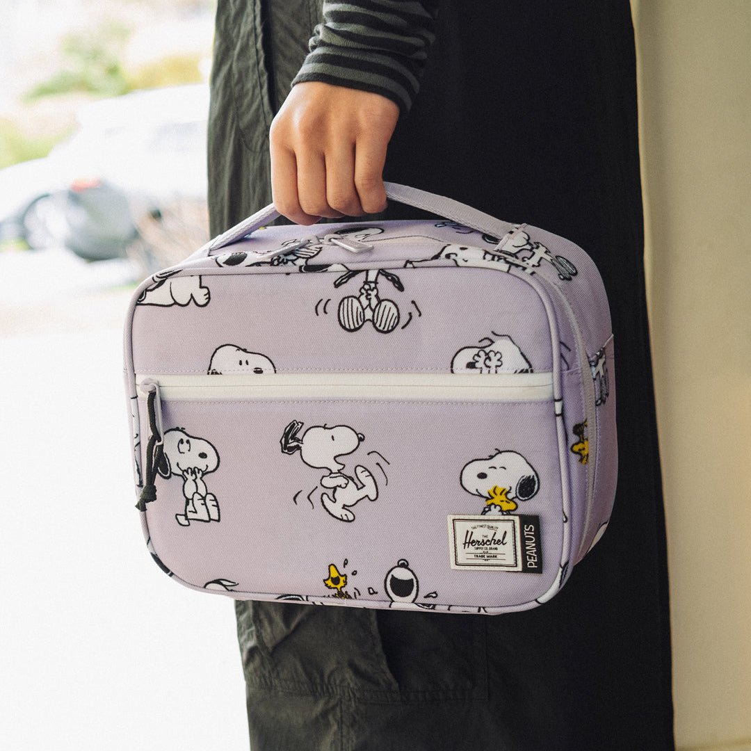 Herschel Pop Quiz Lunch Box Peanuts in Snoopy and Woodstock Pastel Lc