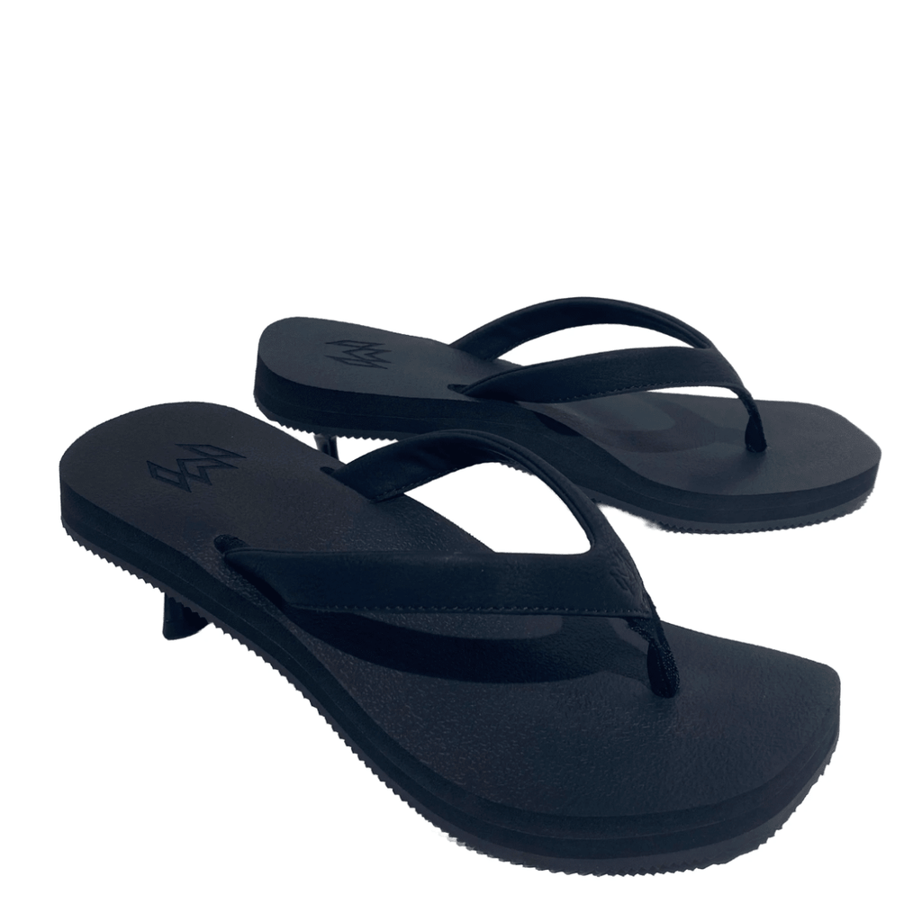 Malvados Women's Kourt in Noir