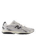 New Balance 204L in Silver Metallic with Black