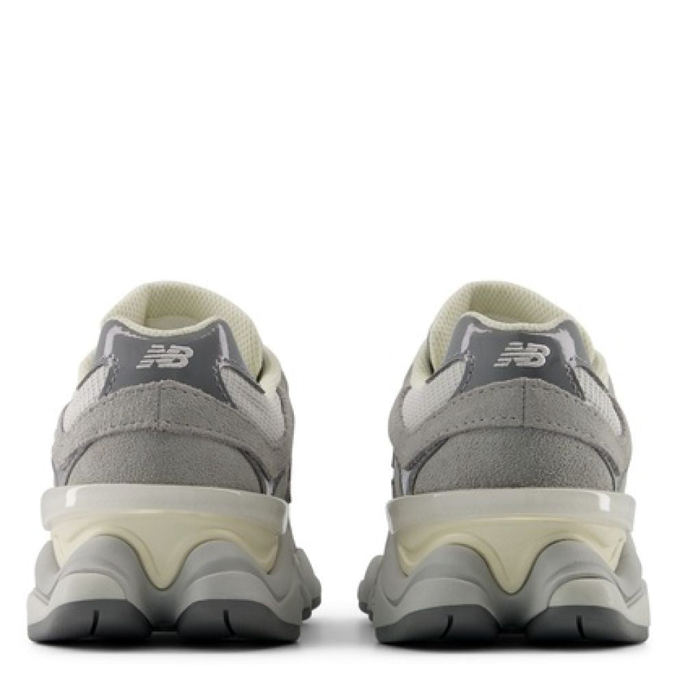 New Balance Men's 9060 in Grey
