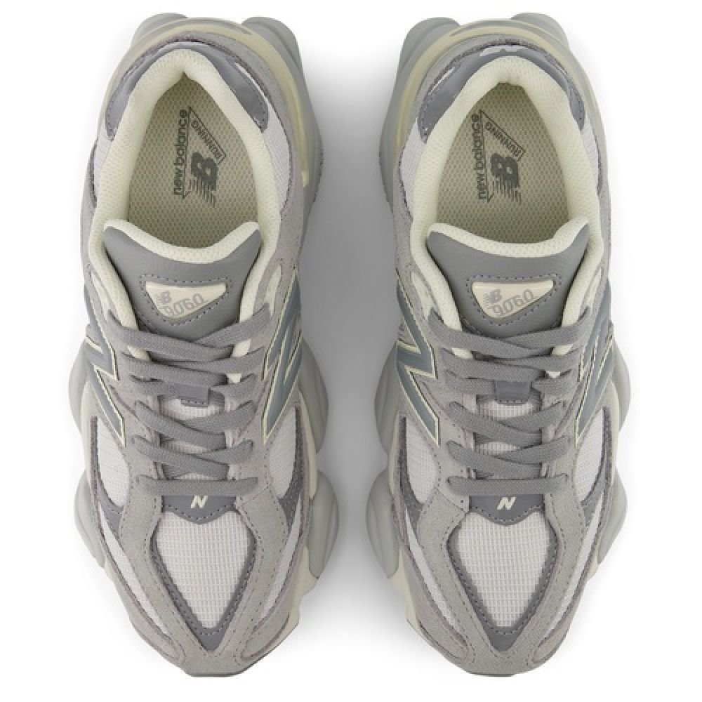 New Balance Men's 9060 in Grey