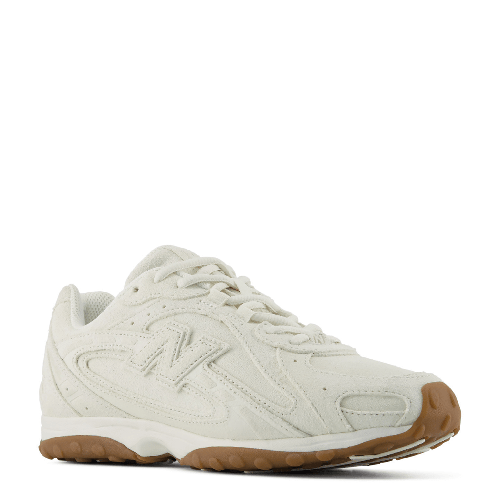 New Balance Women's 204L in Sea Salt