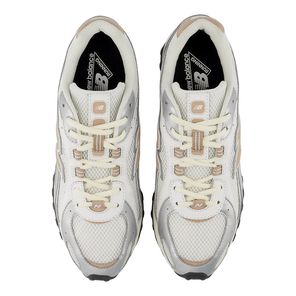 New Balance Women's 204L in Silver Metallic with Flat Taupe