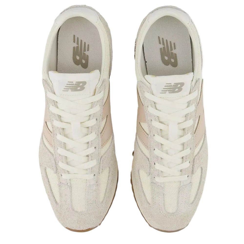 New Balance Women's 471 in Angora with Desert Clay