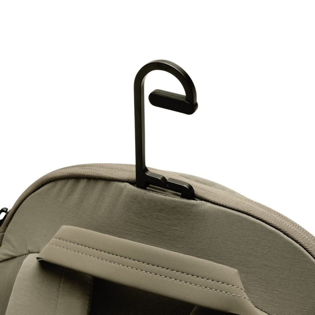 Peak Design City Backpack 22L in Stone