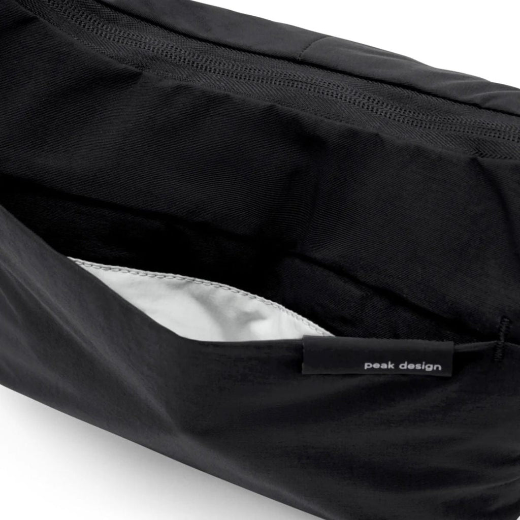 Peak Design City Crescent 6L in Black
