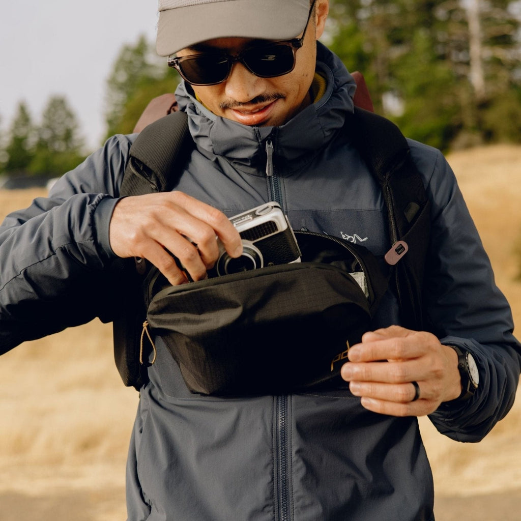 Peak Design Outdoor Sling 2L in Black