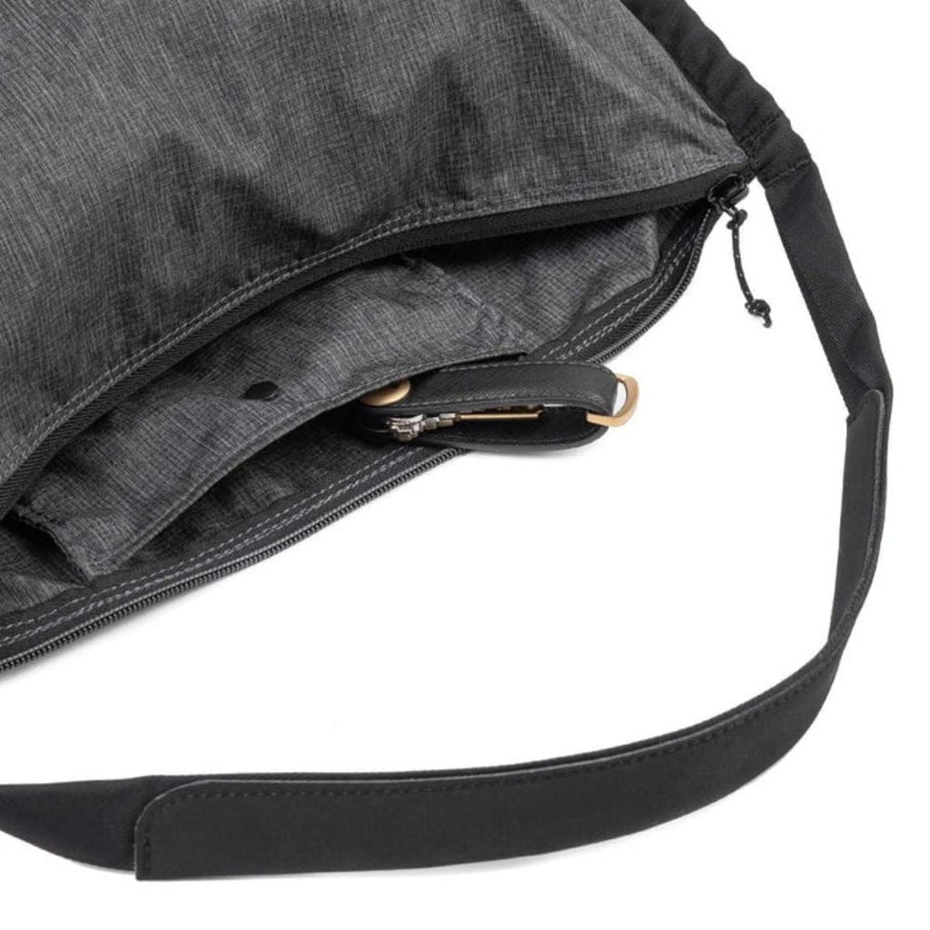Peak Design Packable Tote in Charcoal