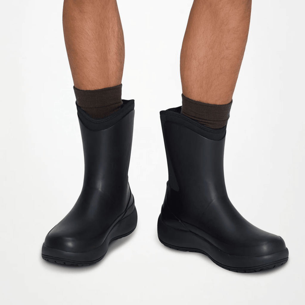 Rains Men's Dry Boot Mid in Black