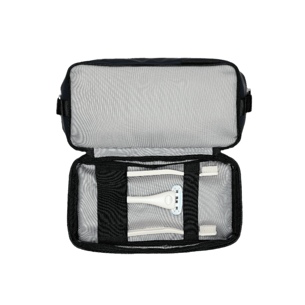 Rains Otaru Wash Bag in Black