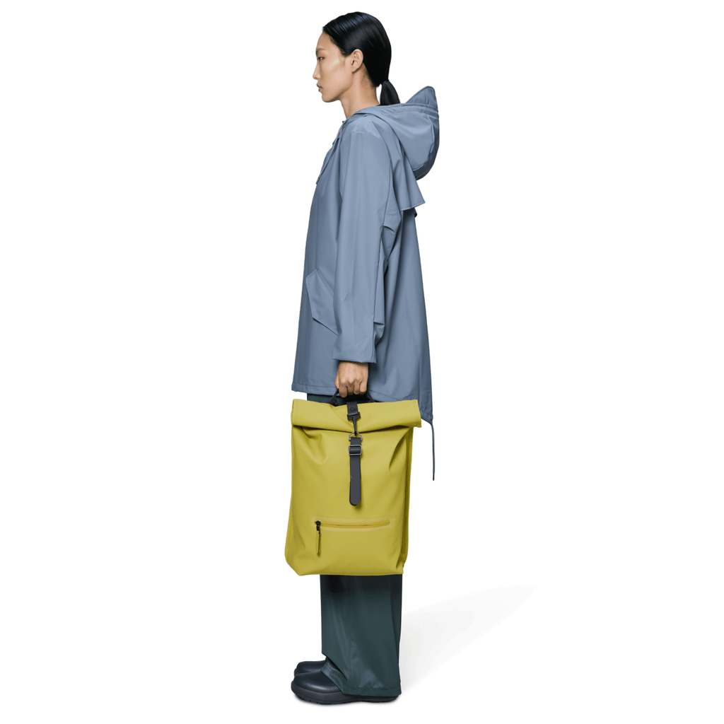 Rains Rolltop Rucksack in Glow