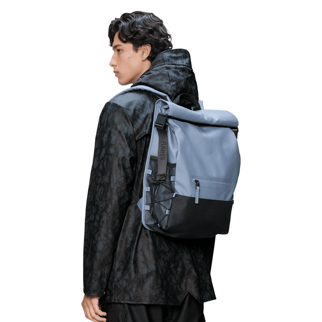 Rains Trail Mountaineer Rolltop in Blue Dusk
