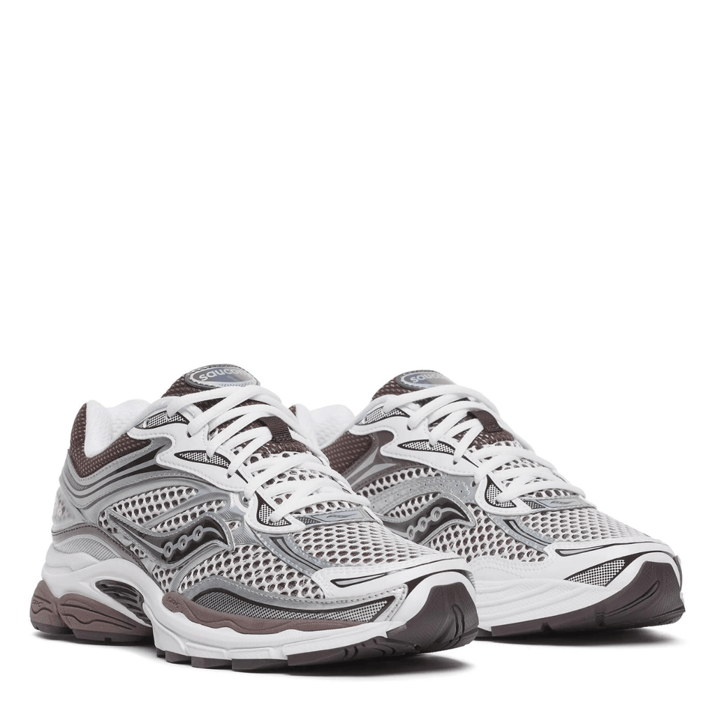 Saucony Men's ProGrid Omni 9 in White/Brown