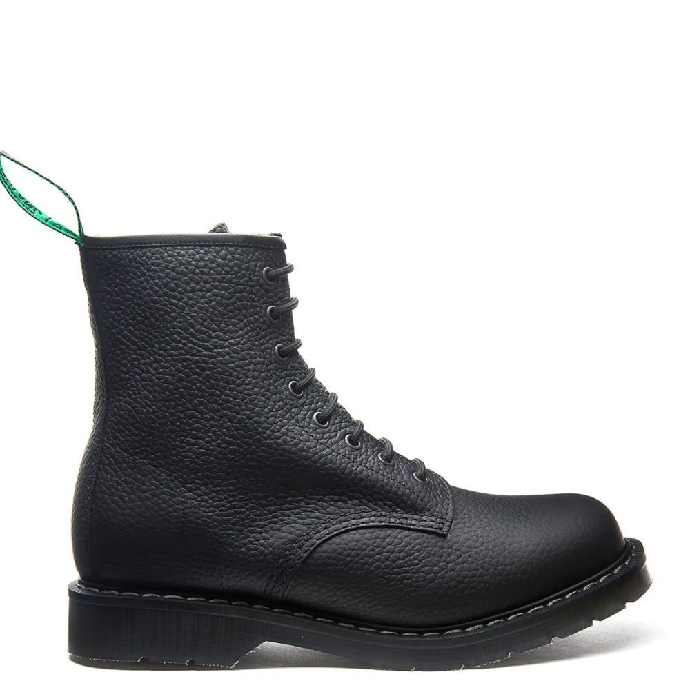 Solovair 8 Eye Derby Boot in Black Greasy Grain