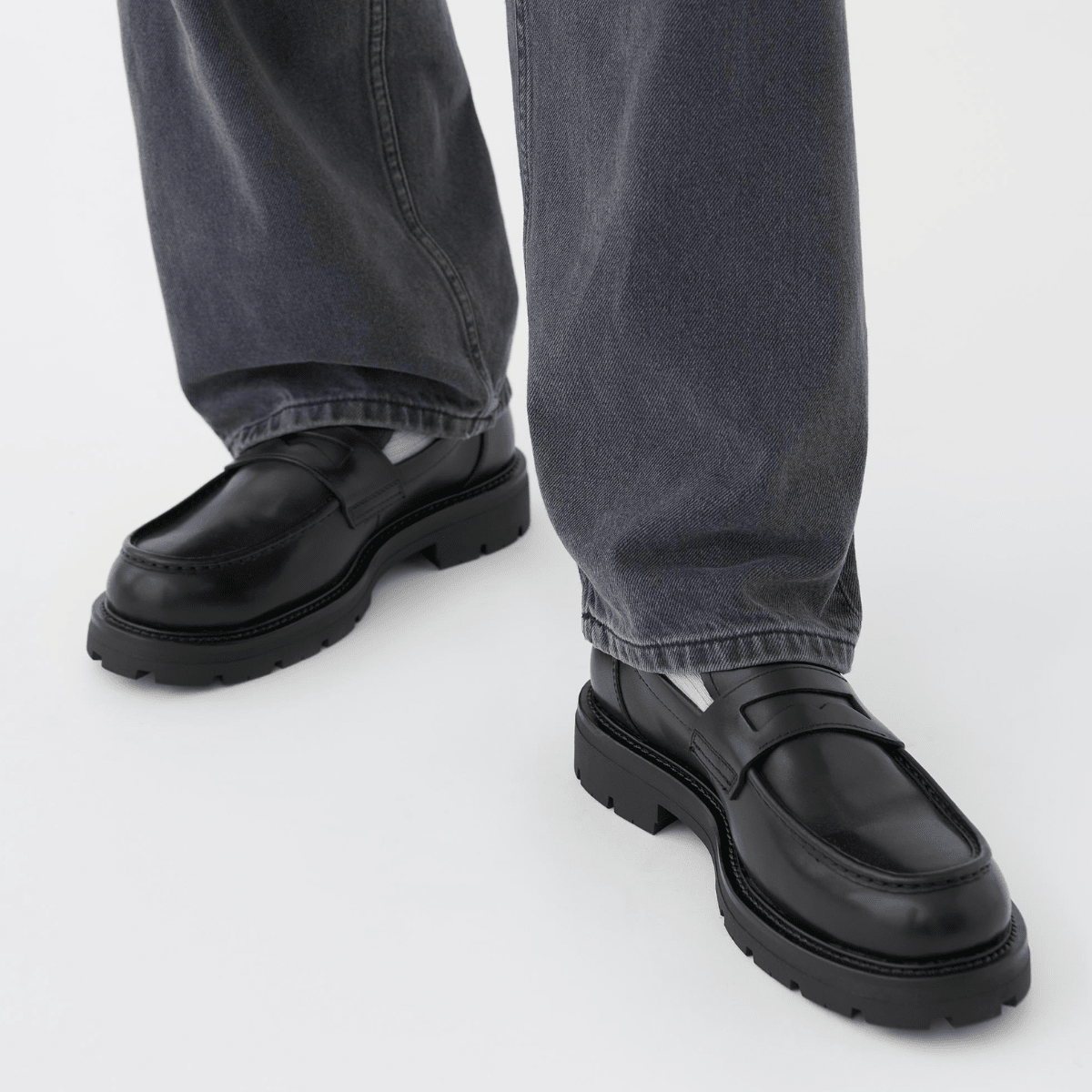 Vagabond Men's Cameron Loafers in Black Leather